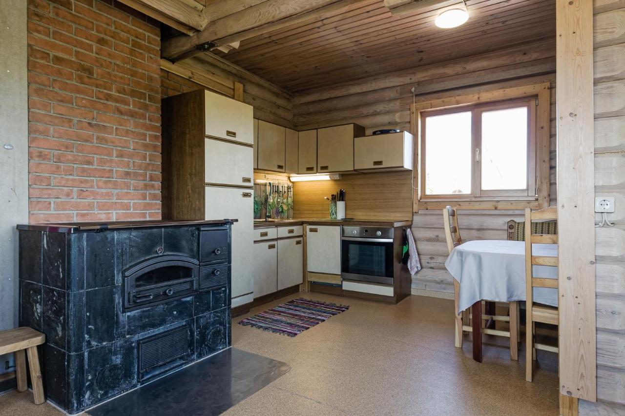 Kajamaa Holiday Home Saku Bagian luar foto